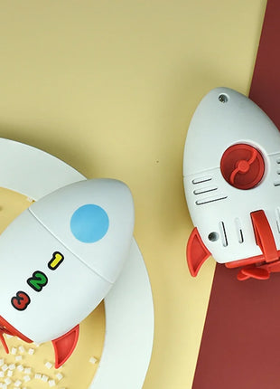 Clockwork Water Rocket Bath Toy Kids' Fun in Pools for Early Learning