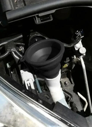 Car Engine Funnel Universal Silicone Liquid Funnel Washer Fluid Change