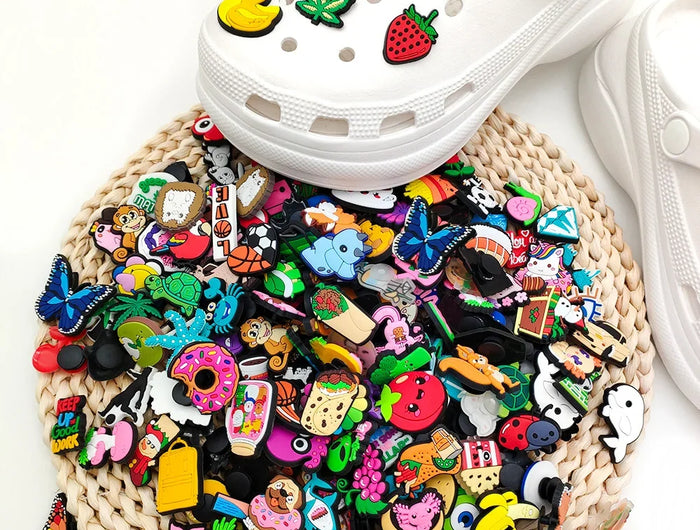 <h1><strong>ROCK PAPER SCISSORS ....SHOOT .... I HAVE MORE CHARMS THEN YOU</strong></h1>