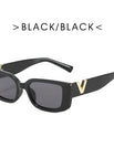 As picture / black