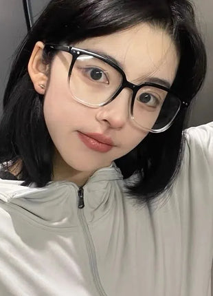 A Fashionable And Trendy Anti Blue Light Large Frame With Gradient