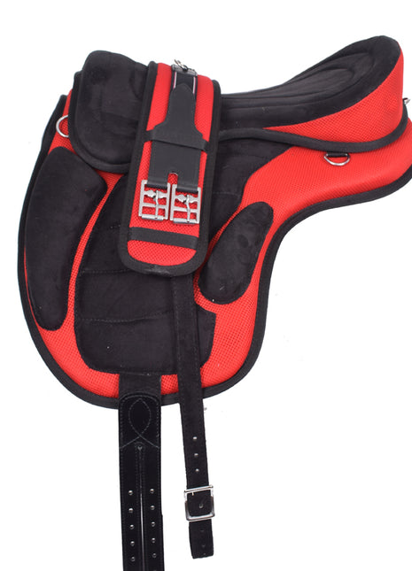 Treeless Freemax Synthetic Horse Saddle With Matching Girth