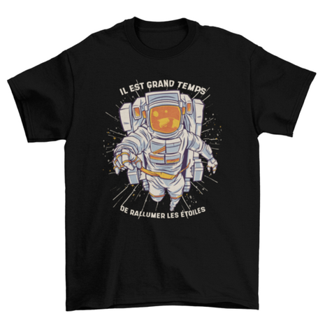 Astronaut frontal illustration t-shirt